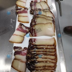 多功能切片機，現場試機切4mm熏肉，效果滿意！